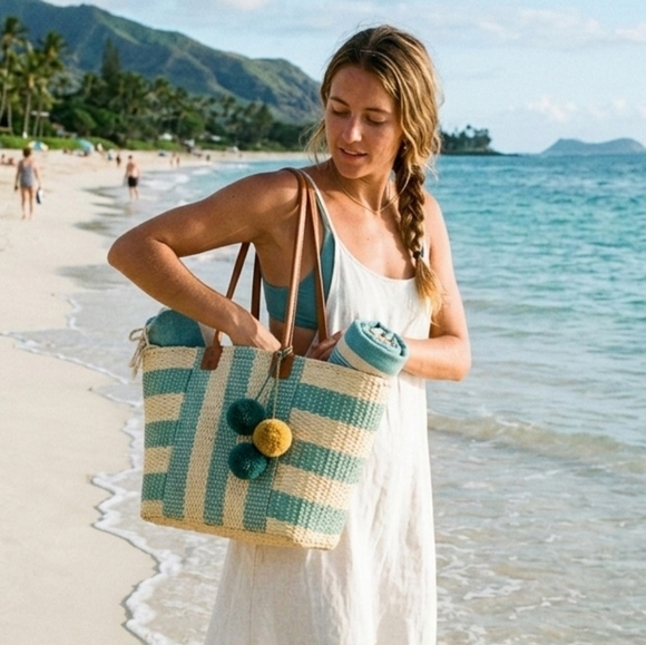 Mar Y Sol Handbags - Mar Y Sol Beach Bag EUC